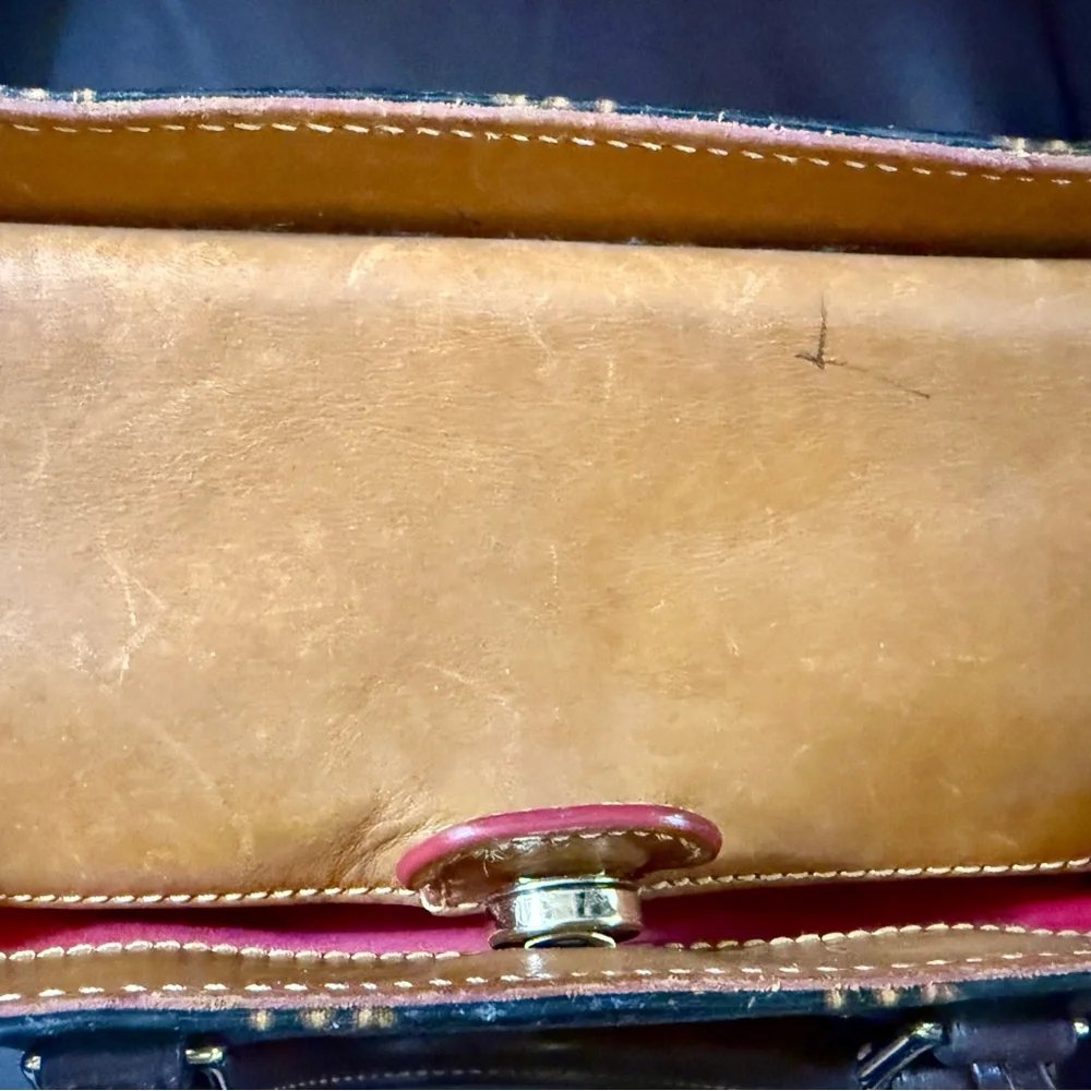 Vintage Dooney & Bourke Black Signature 1975 Handbag - Picture 6 of 12